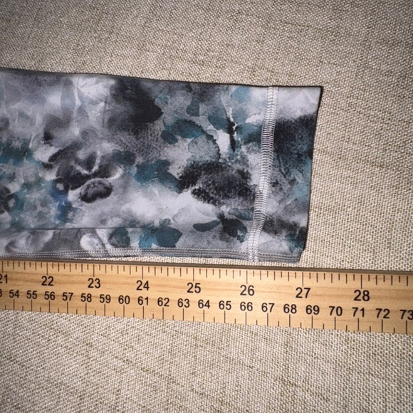 Lululemon | Align Pant 28" | Size 4 - Picture 7 of 7